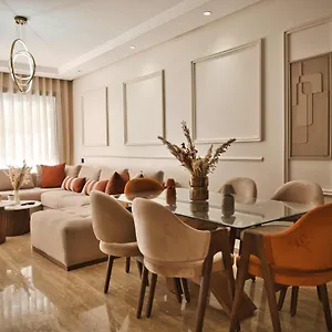 Sancy Luxury Apartment